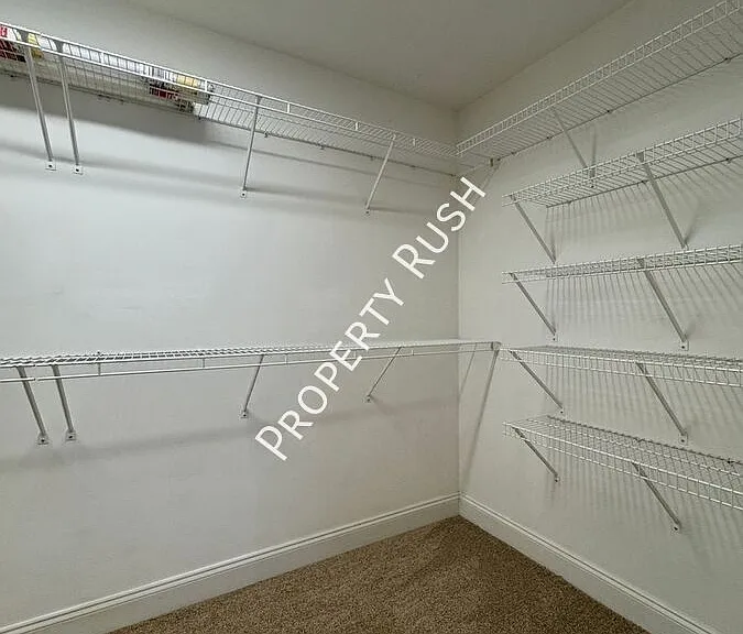 196 Blue Heron Dr — Photo 32