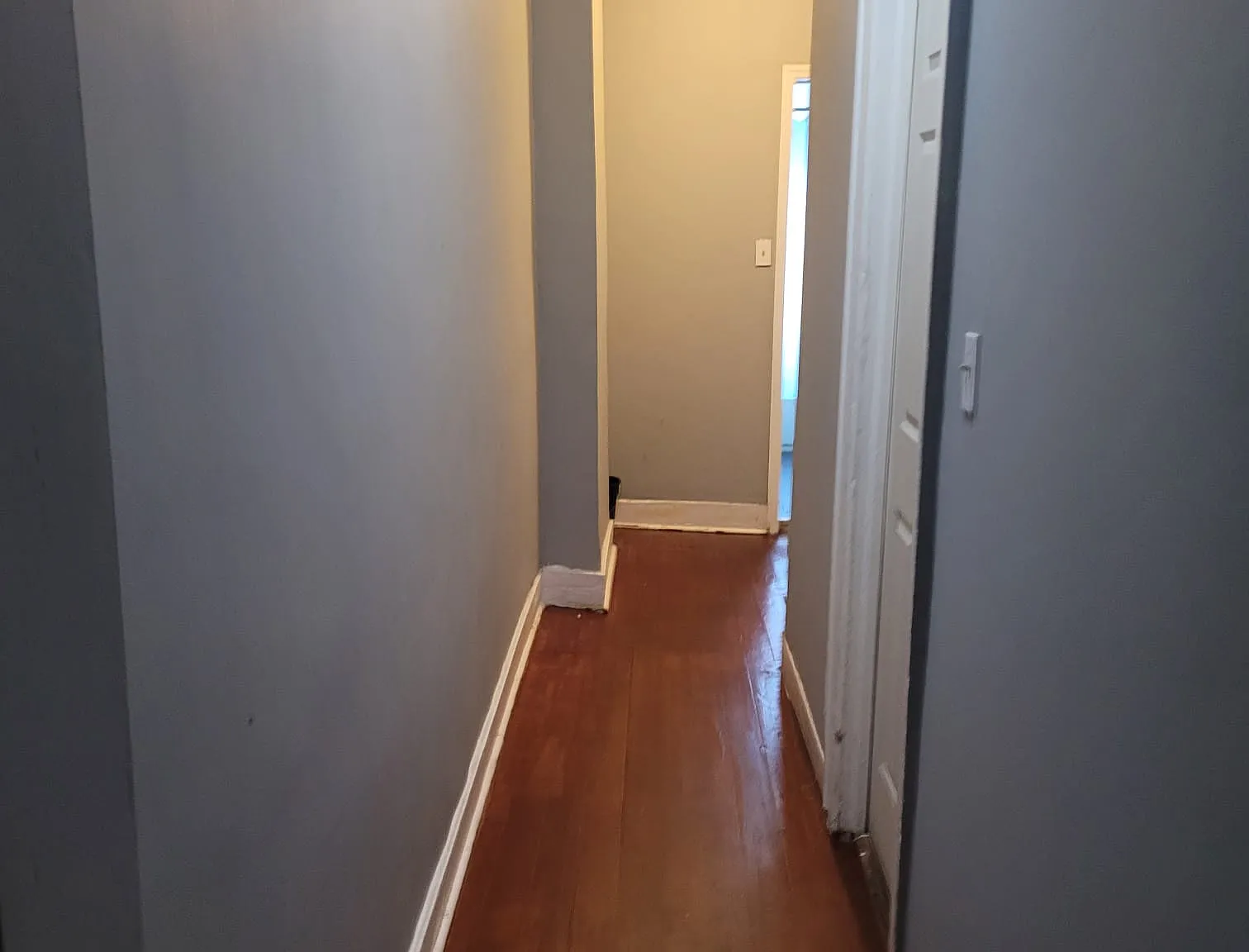 3 bed, 1800 sqft, $900 — Photo 4