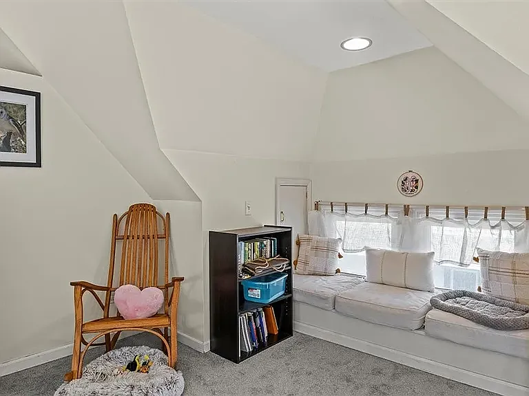 31 Homer St #2 — Photo 17