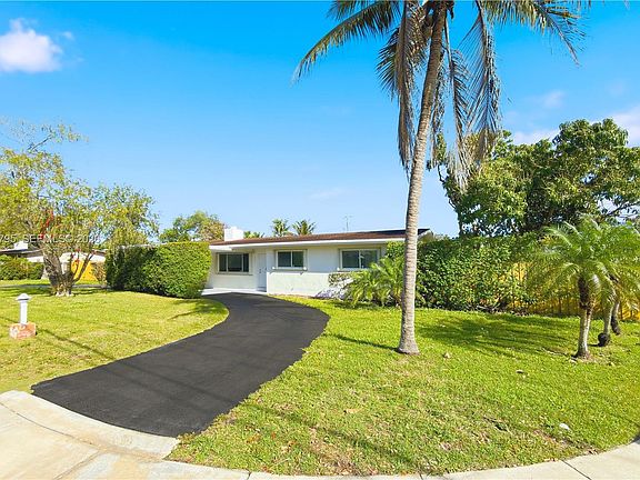 5th image of 8501 SW 128th St