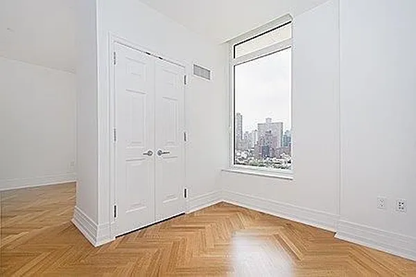 Rented by Adriana Arciello, LREB | media 2