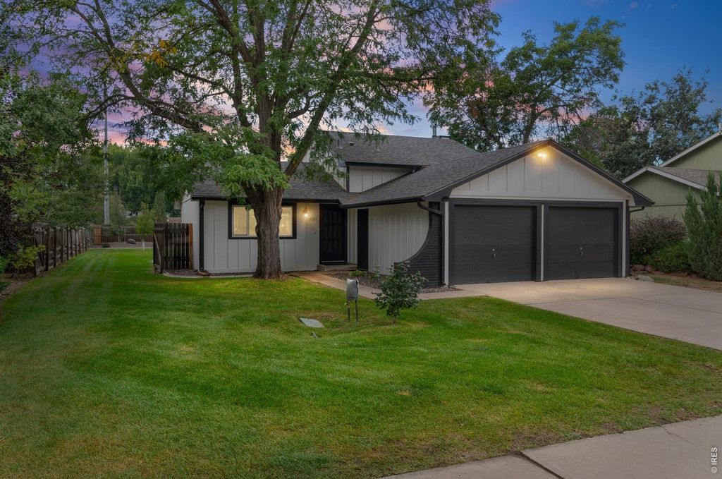 2837 Adobe Dr