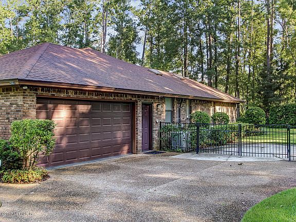 5th image of 2661 Riverport Dr N