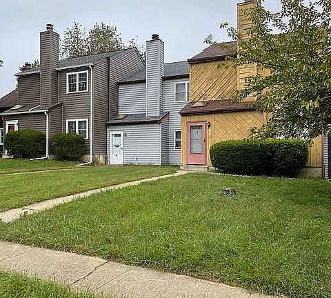 2nd image of 37 E Green Valley Cir