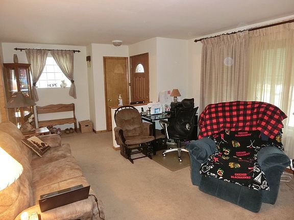 3rd image of 7803 W 65th St