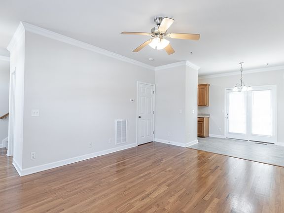 5th image of 1007 McKenna Dr #N4