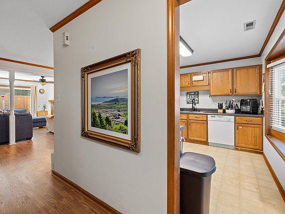 4th image of 5433 Pine Top Cir