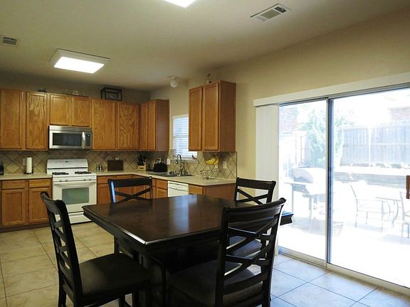 5th image of 1520 Caymus Ct