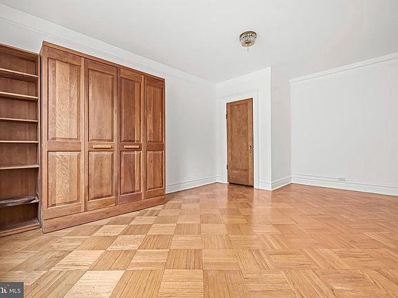 4th image of 2039 New Hampshire Ave NW Unit 607
