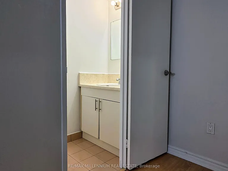 175 Hilda Ave #102 — Photo 43