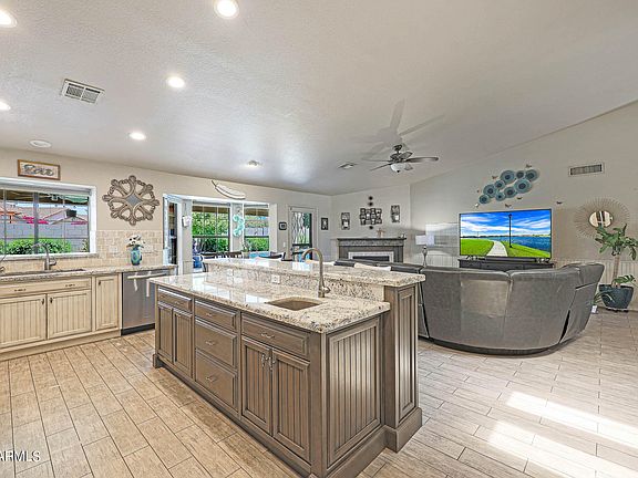 5th image of 3248 E CEDARWOOD Lane