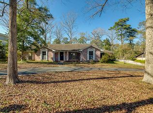 12 Winged Foot Dr, Conroe, TX 77304