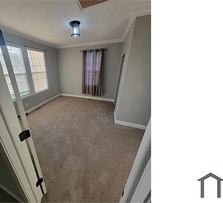 3 bed, 1149 sqft, $1,600 — Photo 2