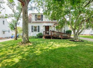 489 Terrace Dr, Bedford, OH 44146