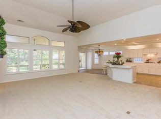 7026 N Warren Ave, Fresno, CA
