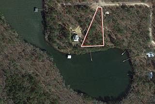 2nd image of 19 Hidden Lagoon Dr