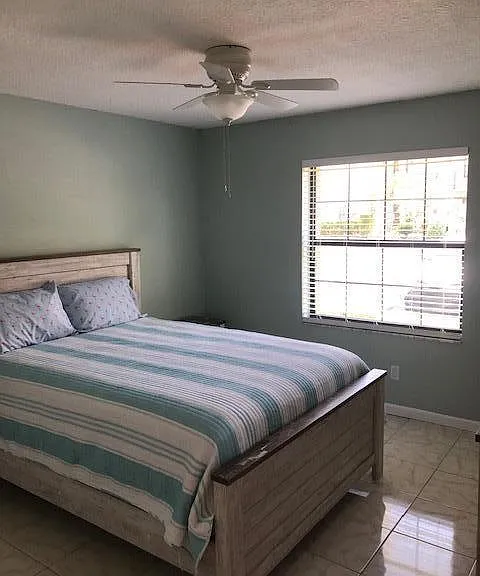 901 Pinecrest Cir #B — Photo 13