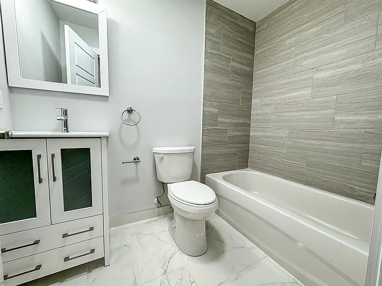 60 Westfield Ave #2 — Photo 9