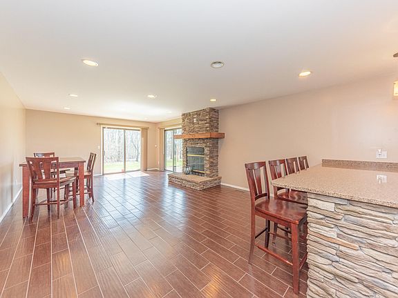 2nd image of 9138 Warner Rd
