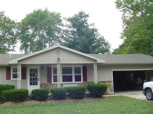 135 Amherst Way, Hollister, MO 65672