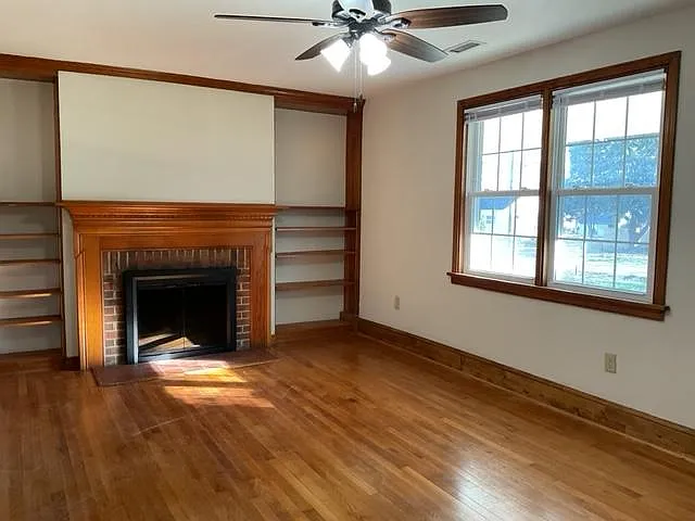 3 bed, 1250 sqft, $2,195 — Photo 3
