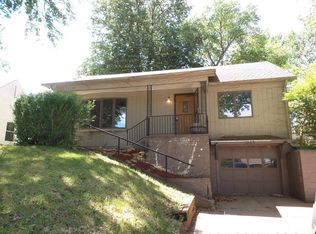 1203 Circle Dr, Red Oak, IA 51566