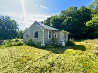 13174 Harrold Point Rd, Wapella, IL 61777