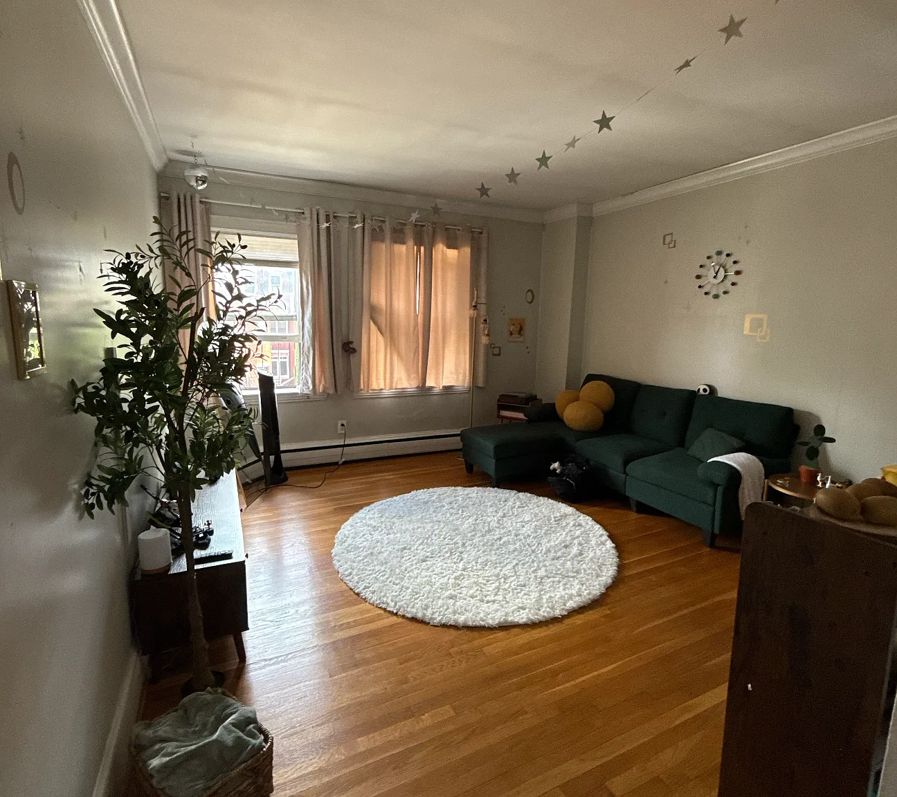 1 bed, $2,200 — Photo 1