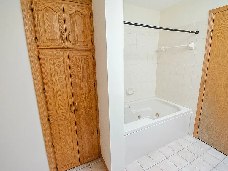 2716 Spyglass Ct NW — Photo 14