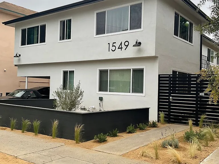 1549 S. Westgate Ave. — Photo 6