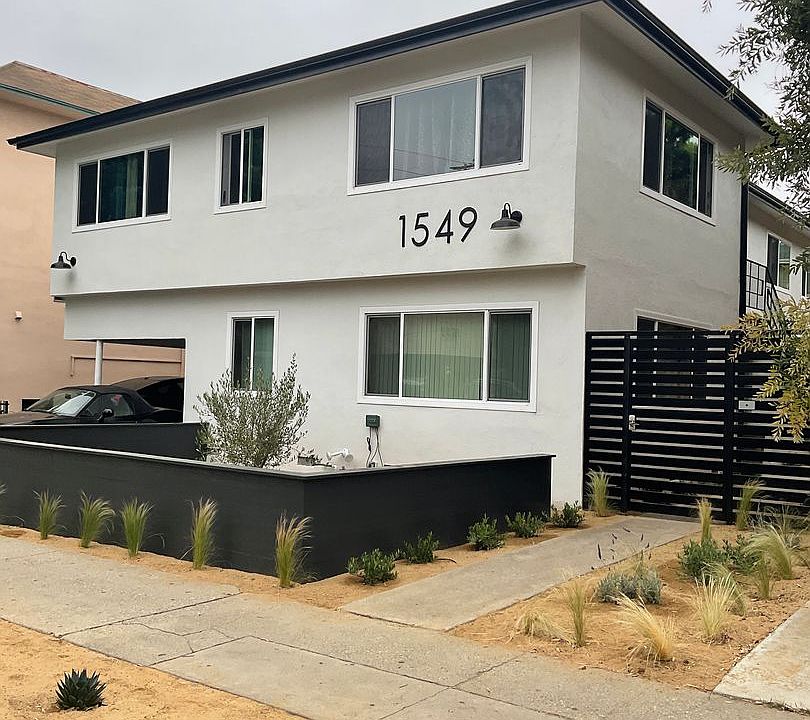 1st image of 1549 S Westgate Ave #11