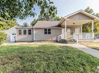 106 W 8th St, Chapman, KS 67431