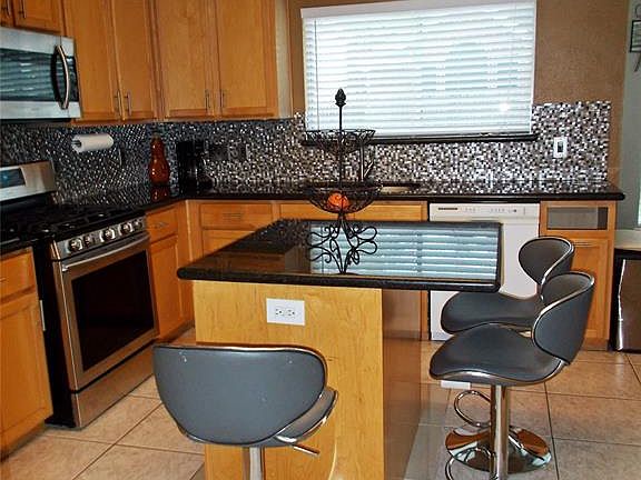 4th image of 6506 Sage Ct