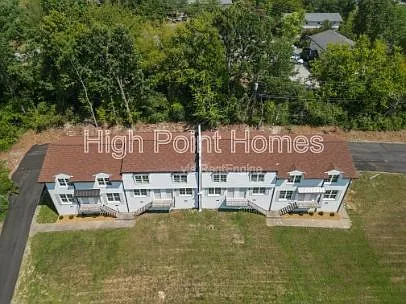 400 Gallery Ln #E1 — Photo 33