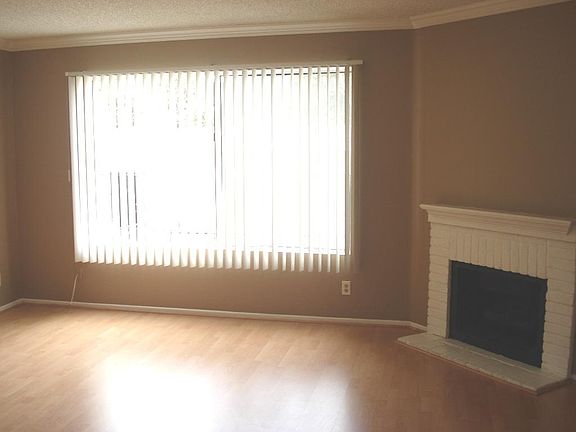 4th image of 1429 N Curson Ave