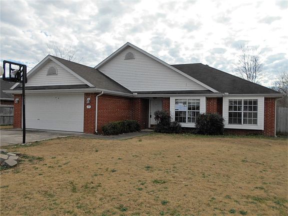 2nd image of 29 Briarmeadow St