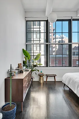 Sold by Brown Harris Stevens | media 9