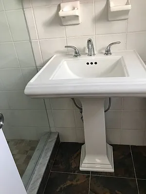 Rented by MQ Realty LLC | media 20