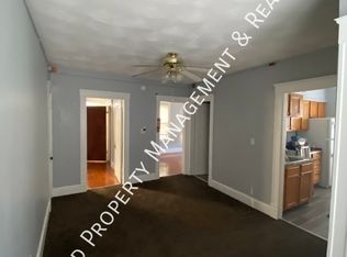 556 S Main St #1R, Woonsocket, RI 02895