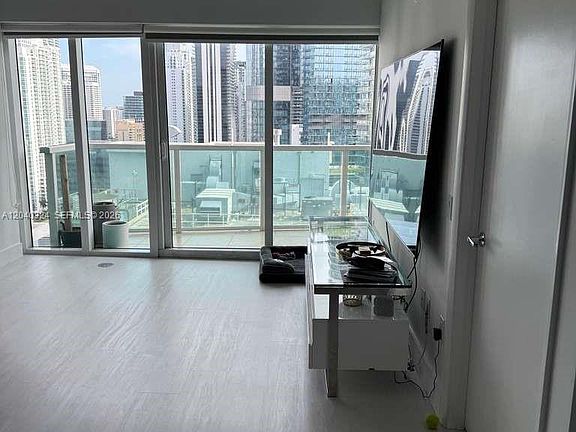 3rd image of 41 SE 5th St APT 1708