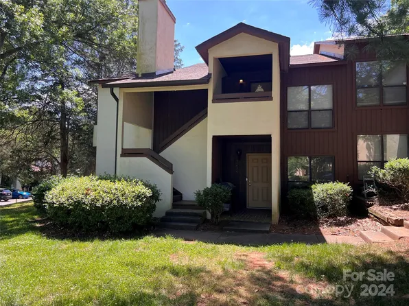 7234 Winery Ln, Charlotte, NC 28227