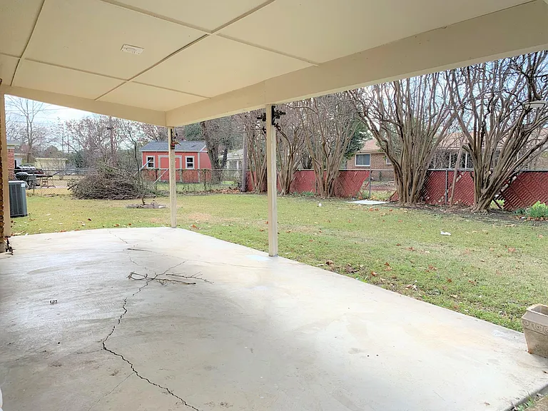 2459 Duringer Rd — Photo 16