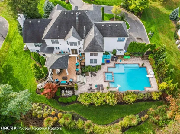 29 Northwoods Rd, Asbury Park, NJ 07712