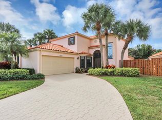 2662 La Lique Cir, Palm Beach Gardens, FL 33410