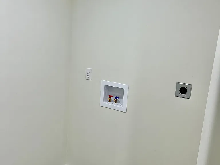Washer and Dryer Hookup