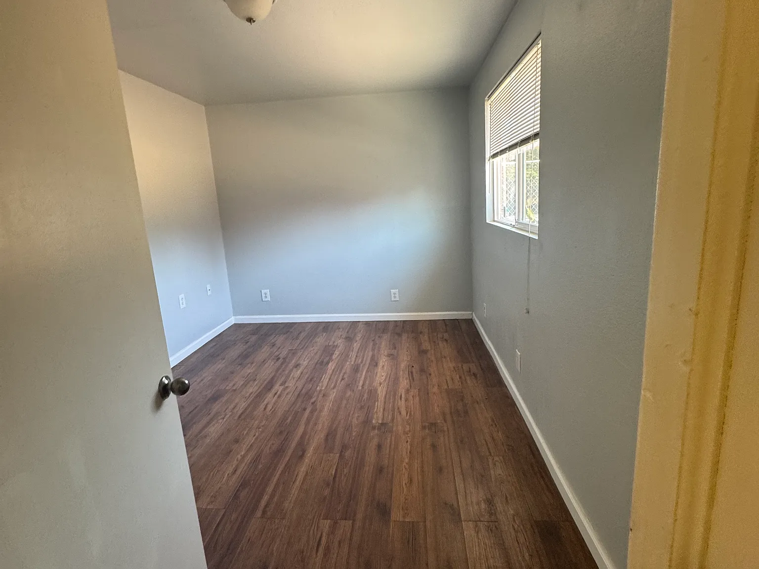 959 Nelson Ave — Photo 3