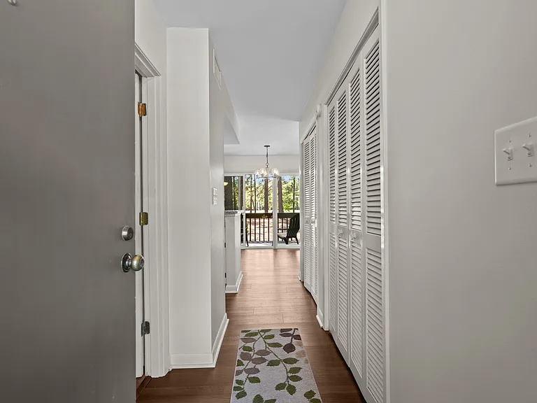 10 Pine Tree Rd #108 — Photo 5