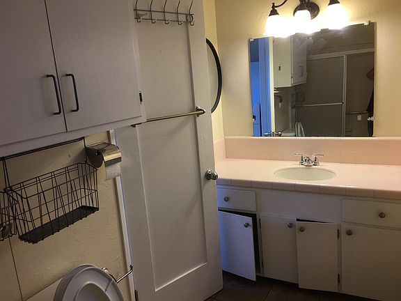 4th image of 2604 Piedmont Ave