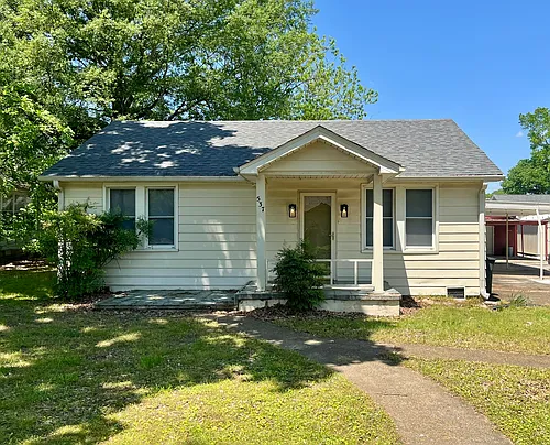 537 Eugenia St Photo 1