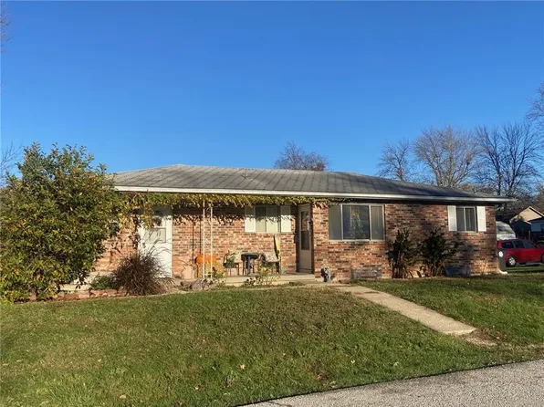 523-525 5th St, Belton, MO 64012